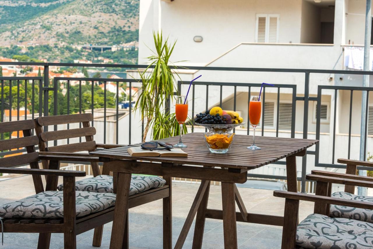 Apartments Marivo Lapad ดูบรอฟนิก ภายนอก รูปภาพ